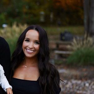 Meet your Posher, Ana